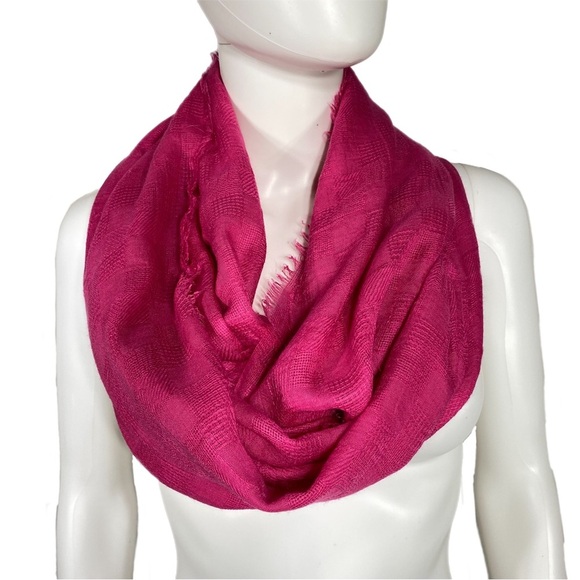 Free Press Hot Pink Frayed Edge Infinity Scarf - Picture 1 of 5
